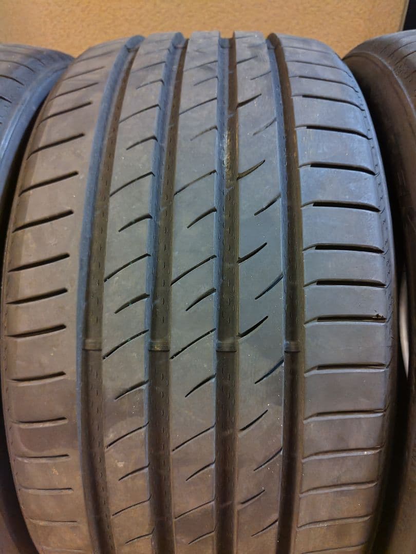 こーじまる275/35/R21 MAXTREK MAXIMUS M2 　㉚