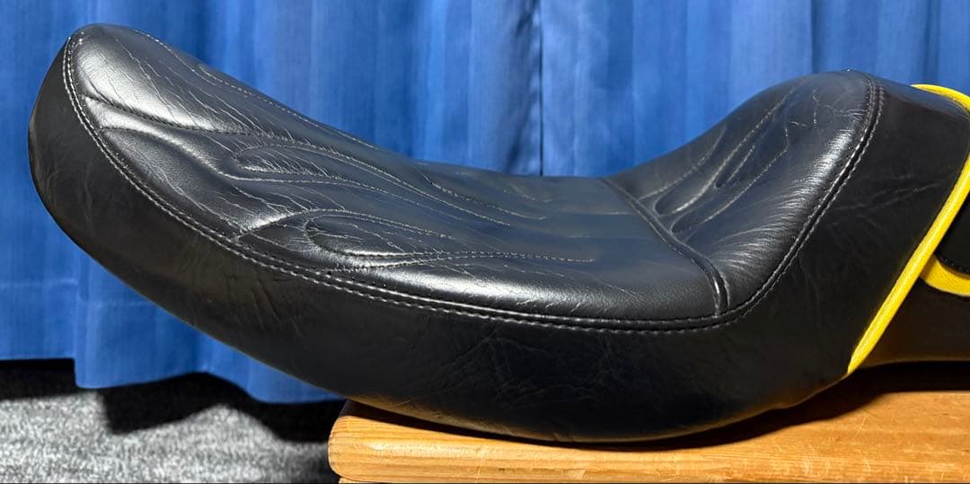 Jesus ハーレー スポーツスター Corbin コルビン ソロシート