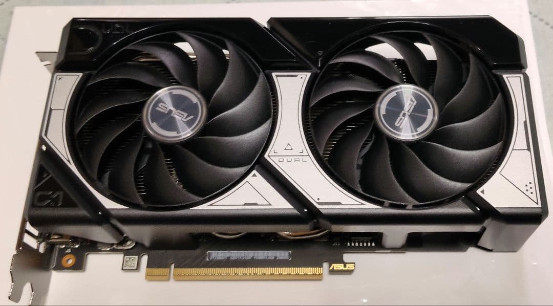 ASUS DUAL RTX 5060 Ti 16GB グラフィックボード
