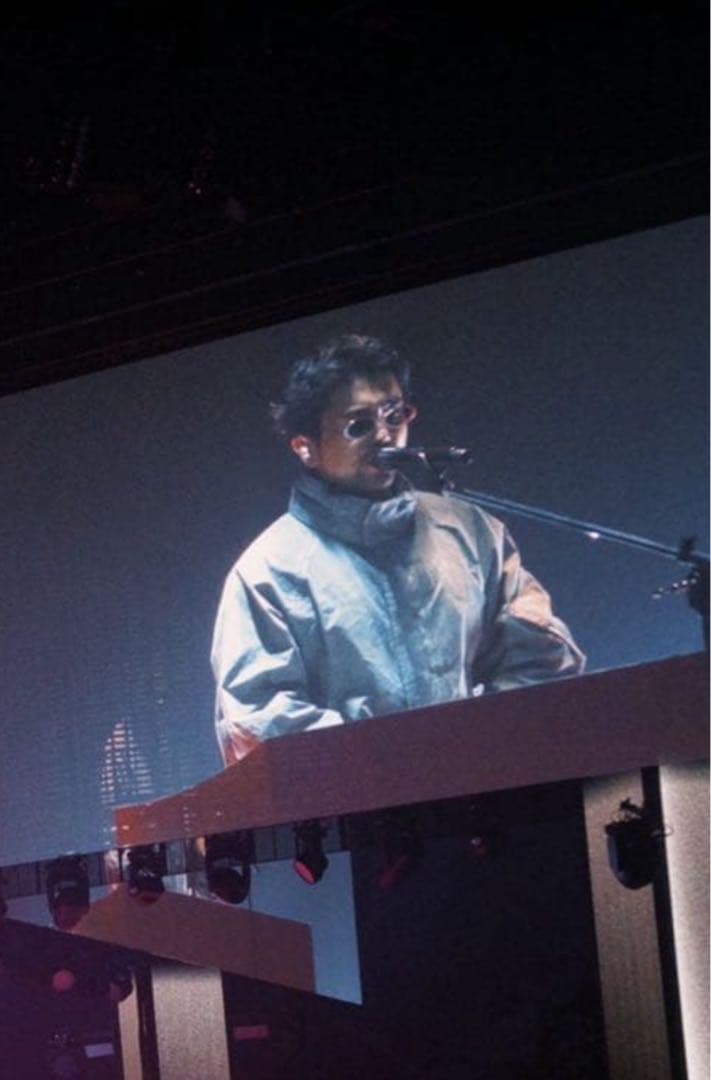井口理着用 our legacy サングラス
