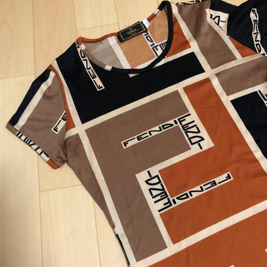 FENDI フェンディ　トップス　カットソーTシャツ　M