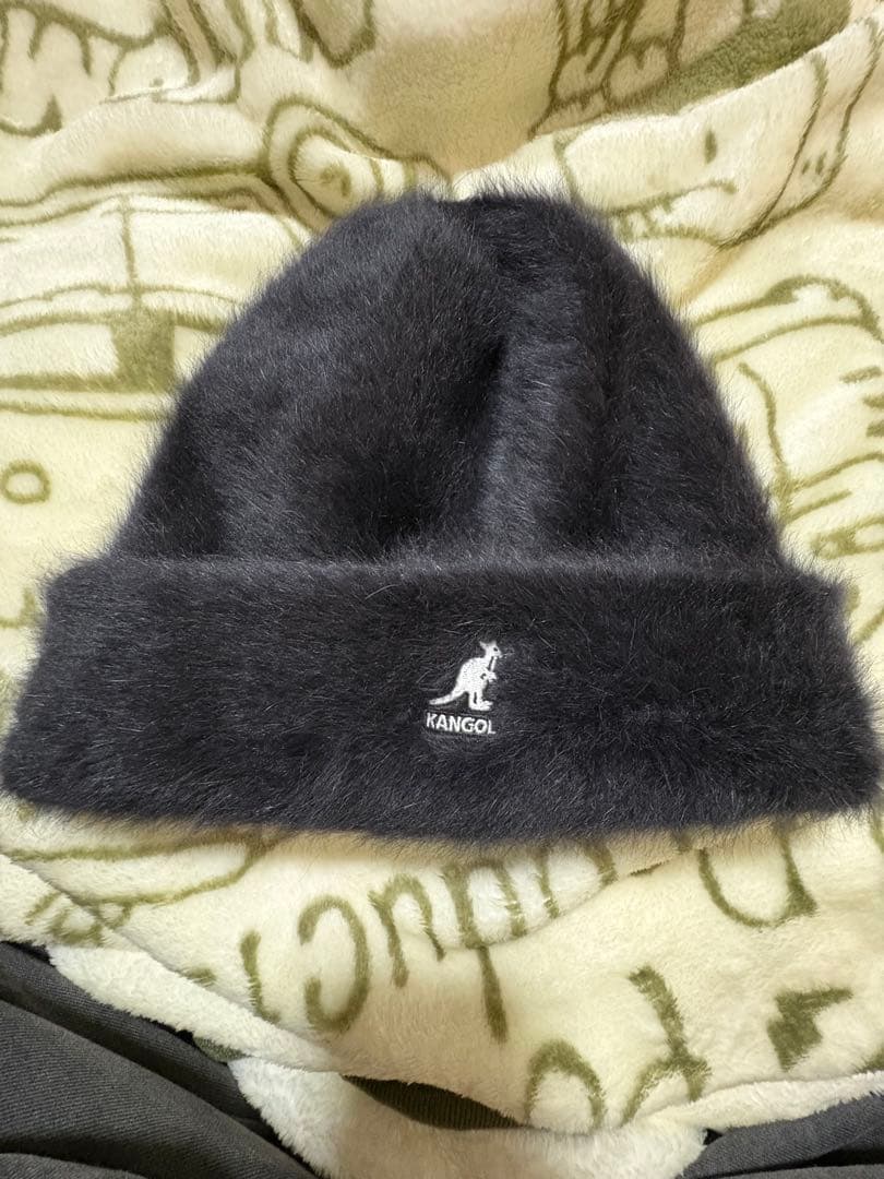 Supreme × KANGOL ファービーニー