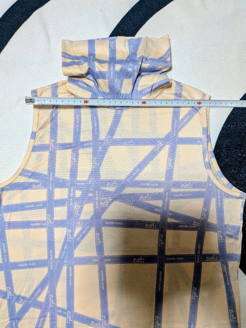 エルメス　タンクトップ