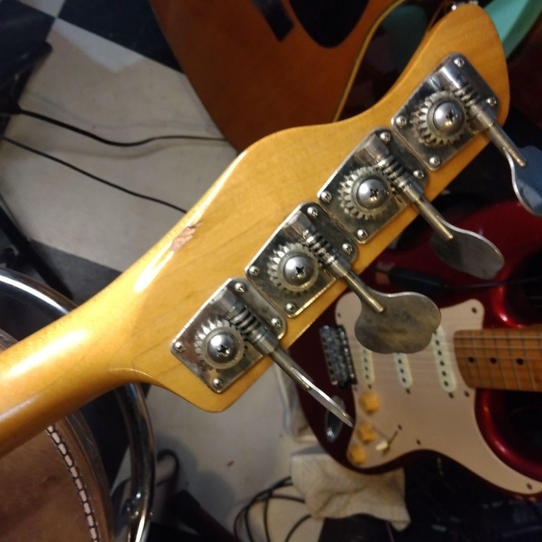 モ*コ様 FERNANDESエレキベース ！