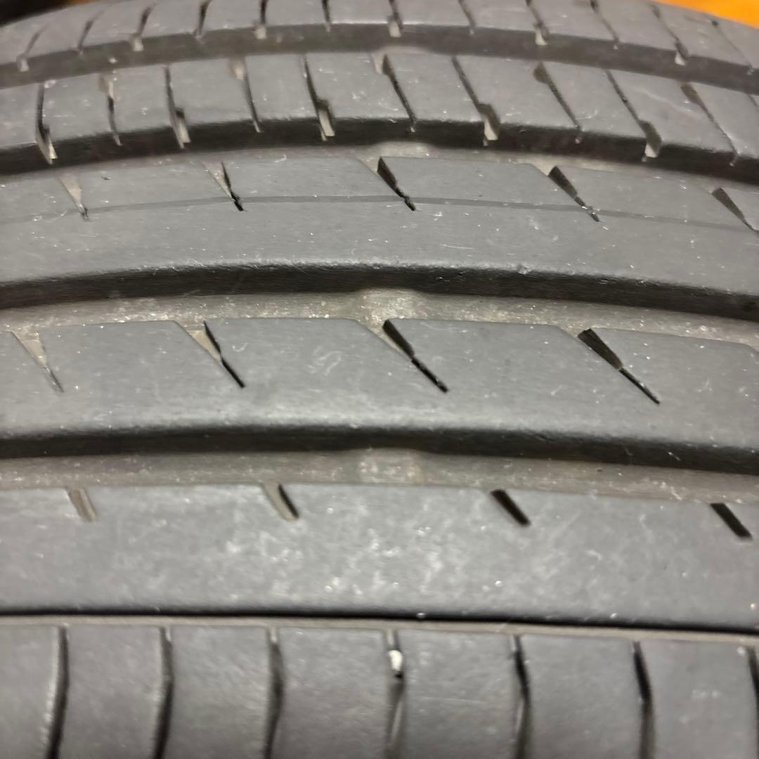 ヨコハマ　アドバン　デシベル　V553 205/55R16 91w その①