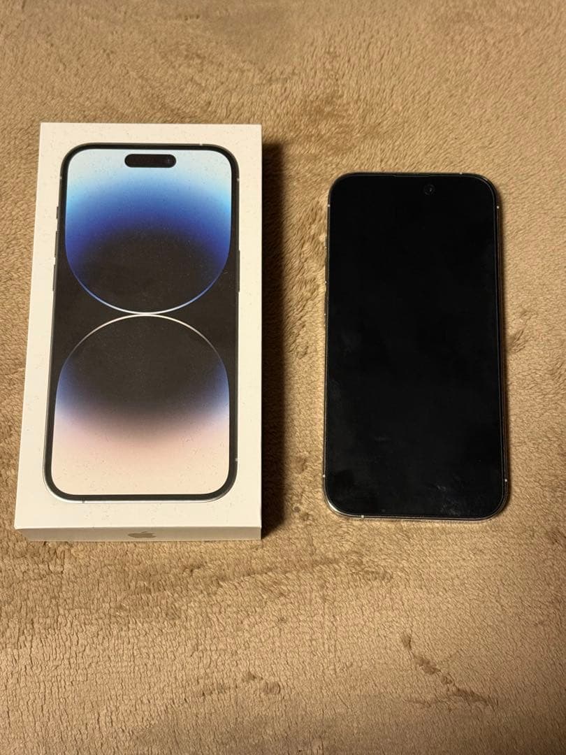 し*ろ様 iPhone 14 Pro シルバー 本体