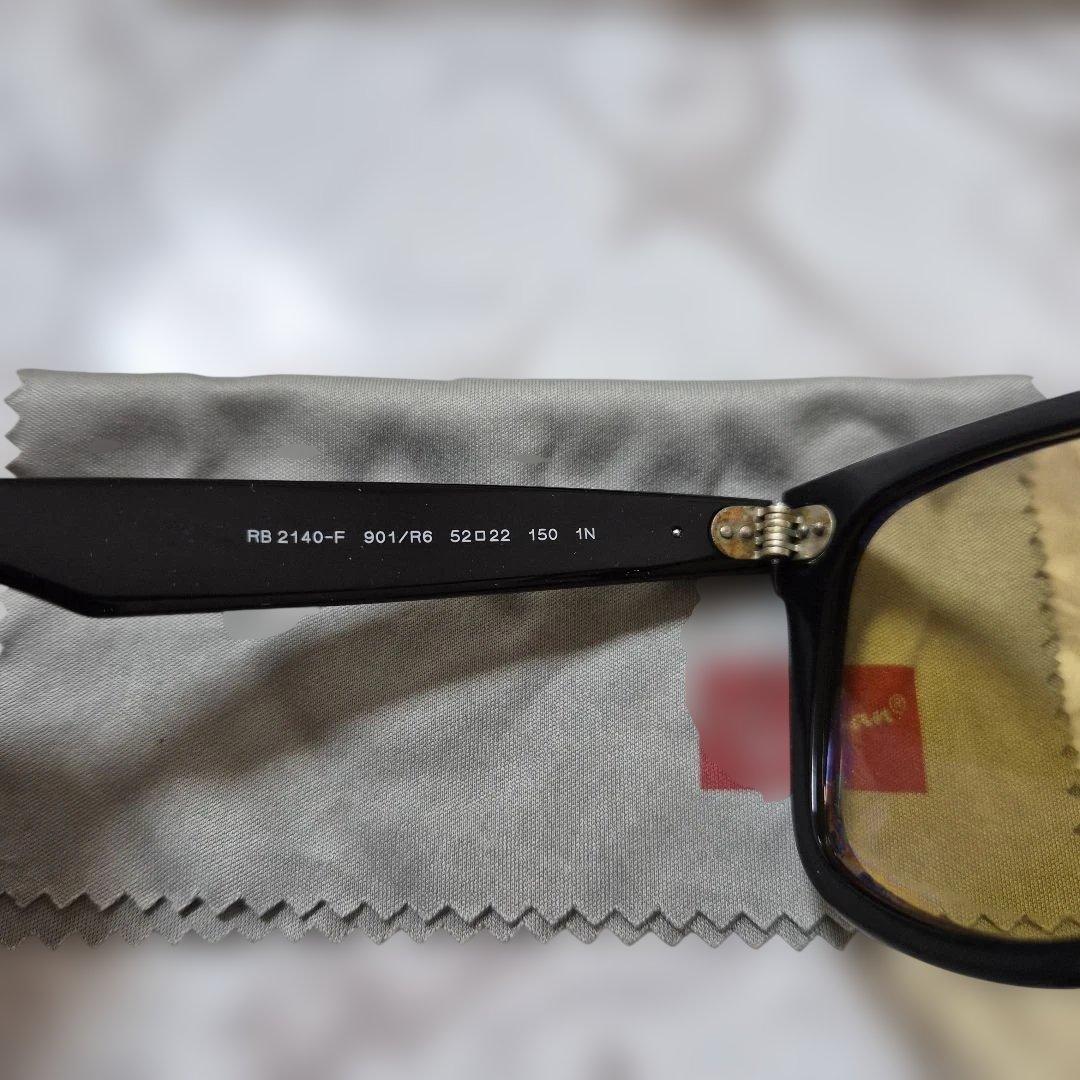 Ray-Ban Wayfarer RB 2140-F ブラック