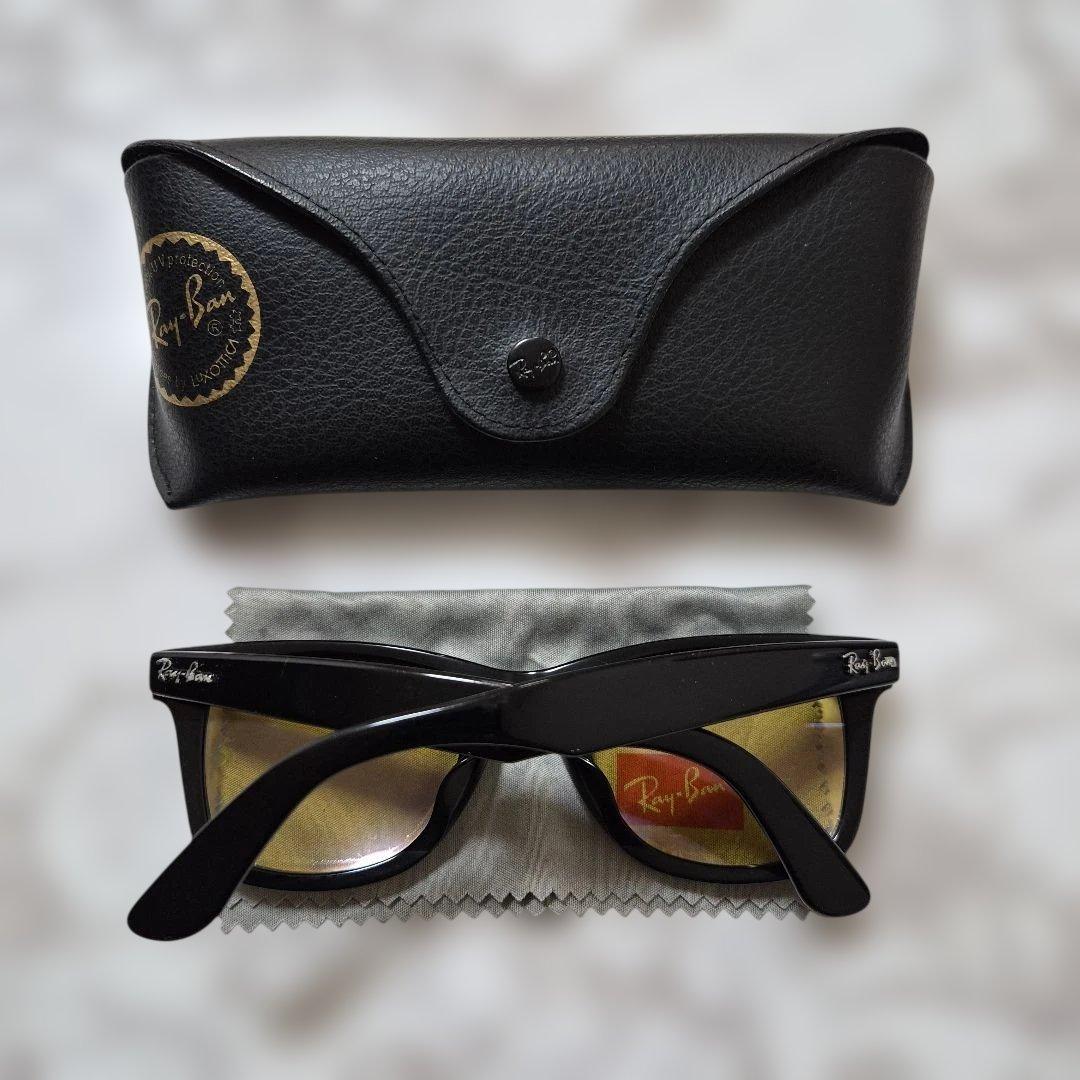 Ray-Ban Wayfarer RB 2140-F ブラック