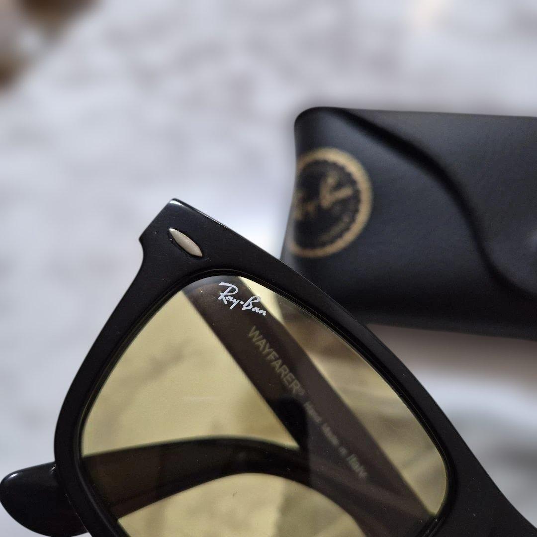 Ray-Ban Wayfarer RB 2140-F ブラック