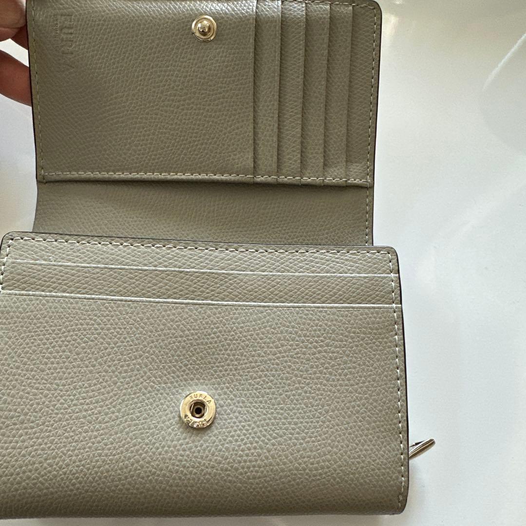 FURLA グレー 二つ折り財布