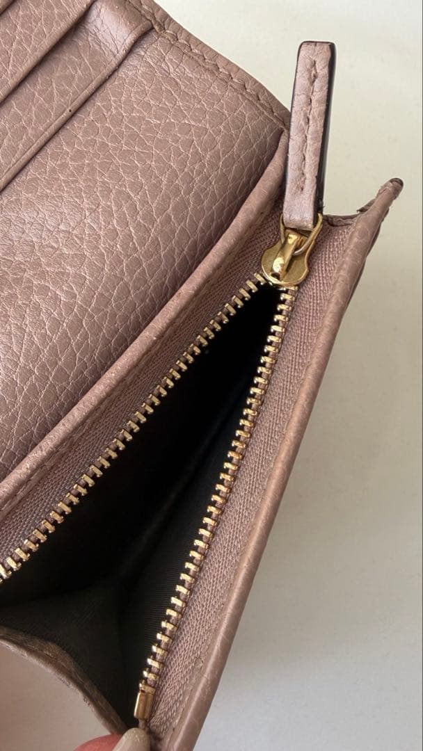 GUCCI GGマーモント ダブルG カードケース　二つ折り財布 ベージュ