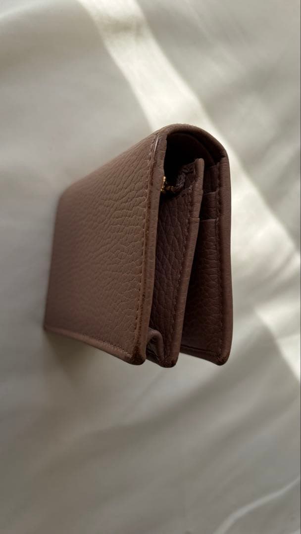 GUCCI GGマーモント ダブルG カードケース　二つ折り財布 ベージュ