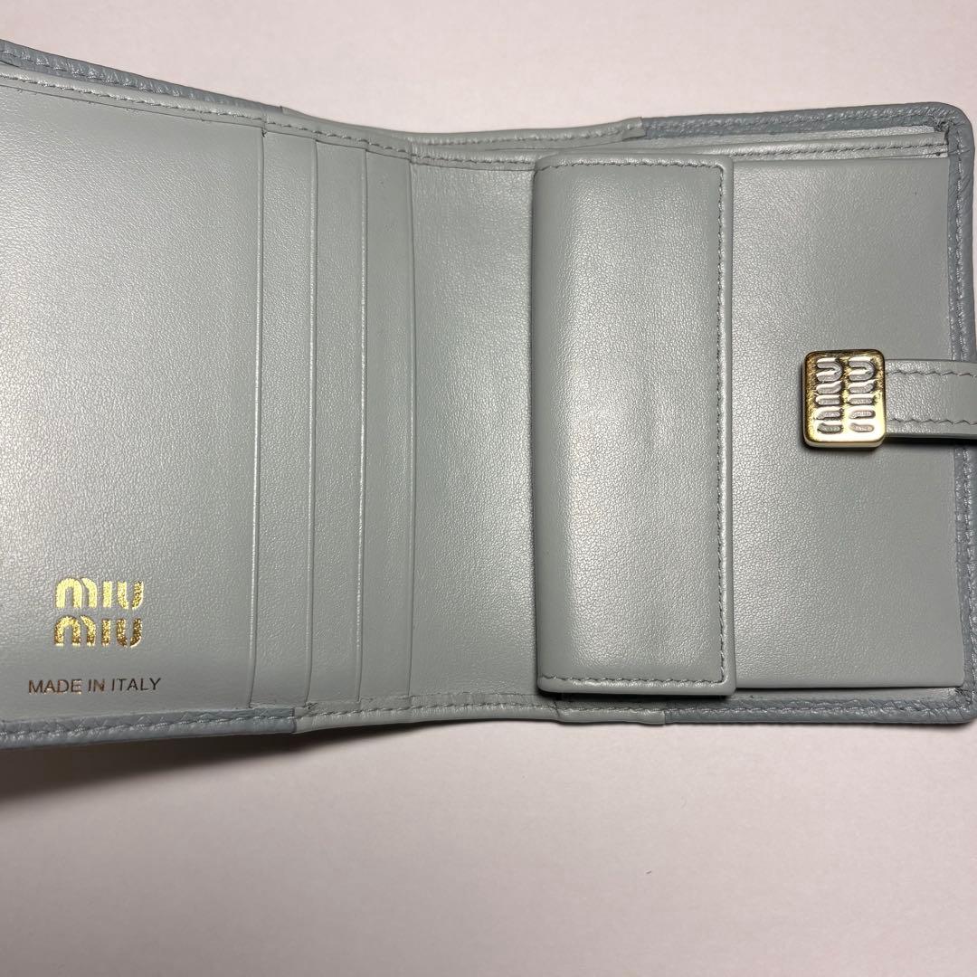 miumiu財布