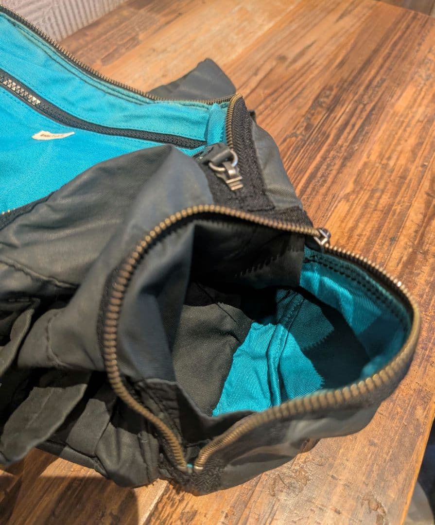 DIESEL Boston bag ボストンバッグ　黒　ブラック　トートバッグ