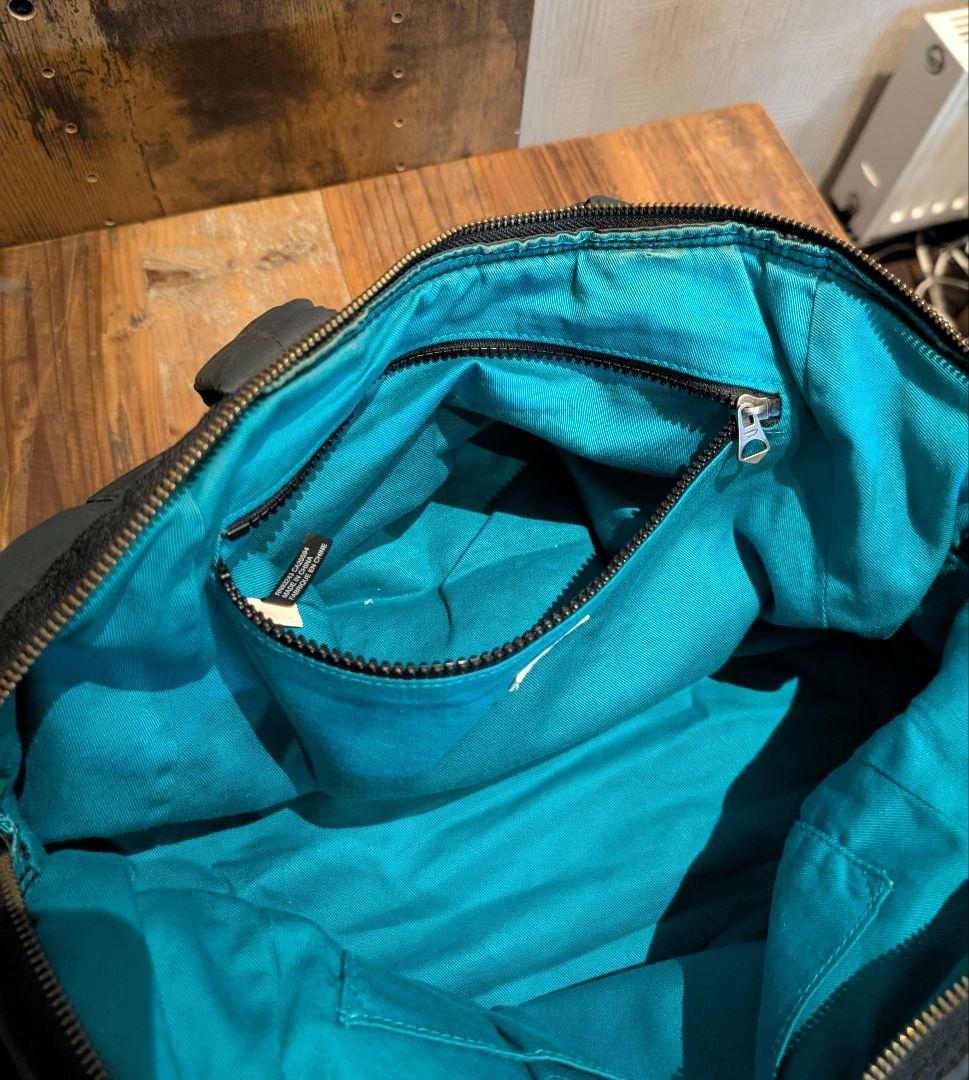 DIESEL Boston bag ボストンバッグ　黒　ブラック　トートバッグ