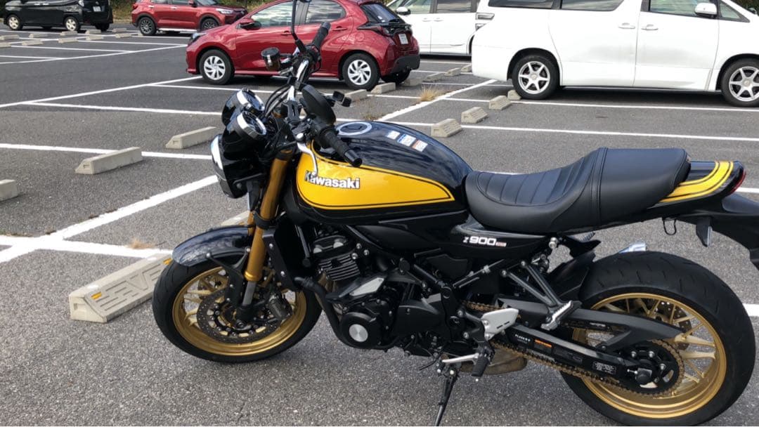 K&H ～’25 Z900RS ミディアムシート カフェ Bタックロール2
