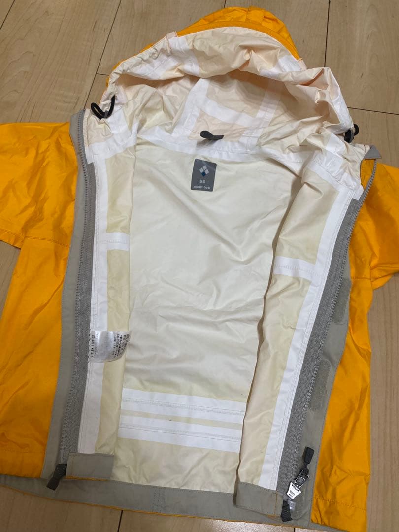 【美品】　モンベル mont-bellレインウェアセット 雨具 レインコート90