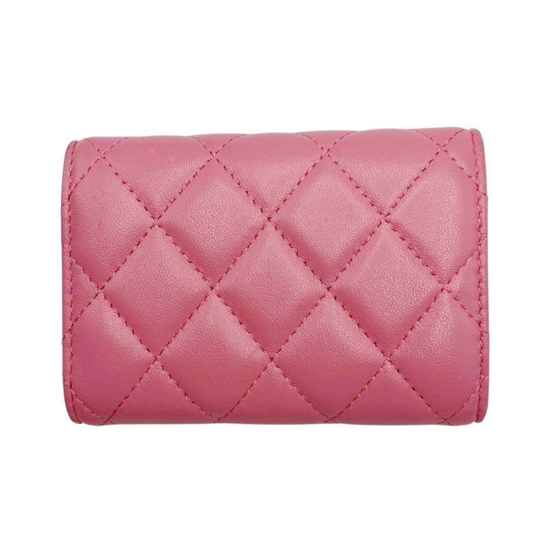 美品✨ シャネル マトラッセ 三つ折り財布 ラムスキン ピンク