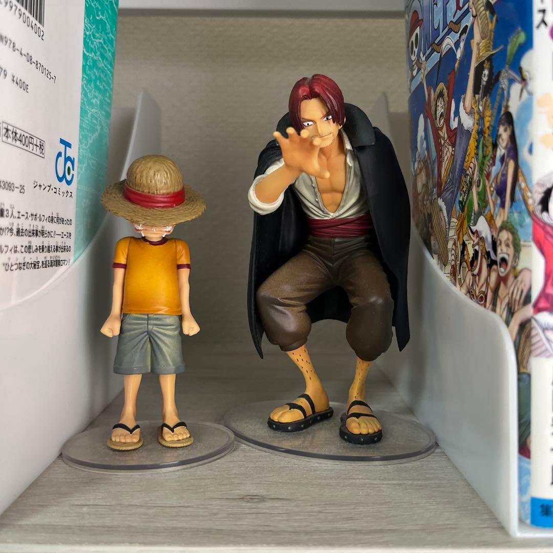ONE PIECE 全巻(1〜113巻)セット　映画特典、フィギュア付き