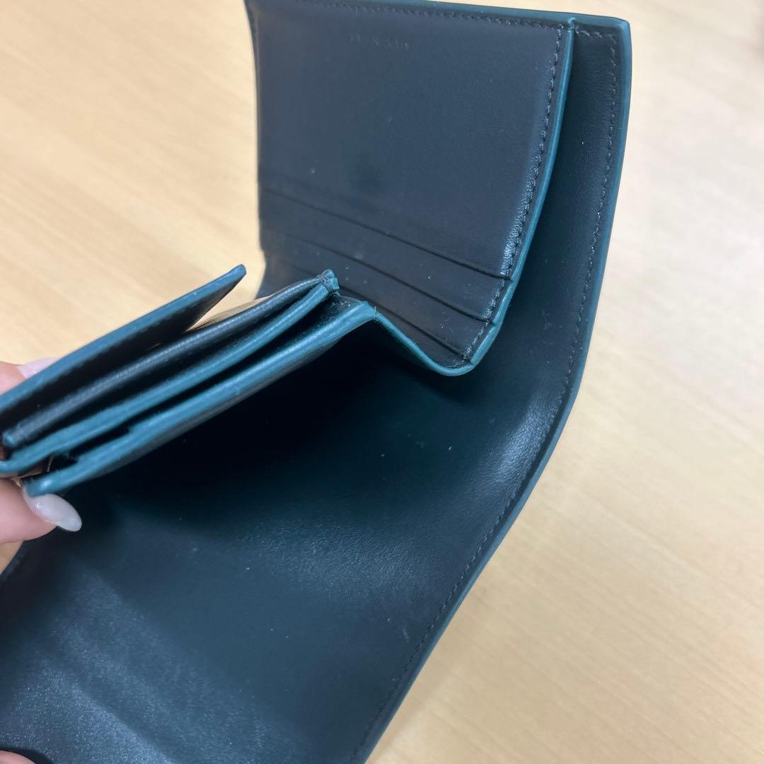 CELINE グリーン　限定カラー フラップ財布 最終値段