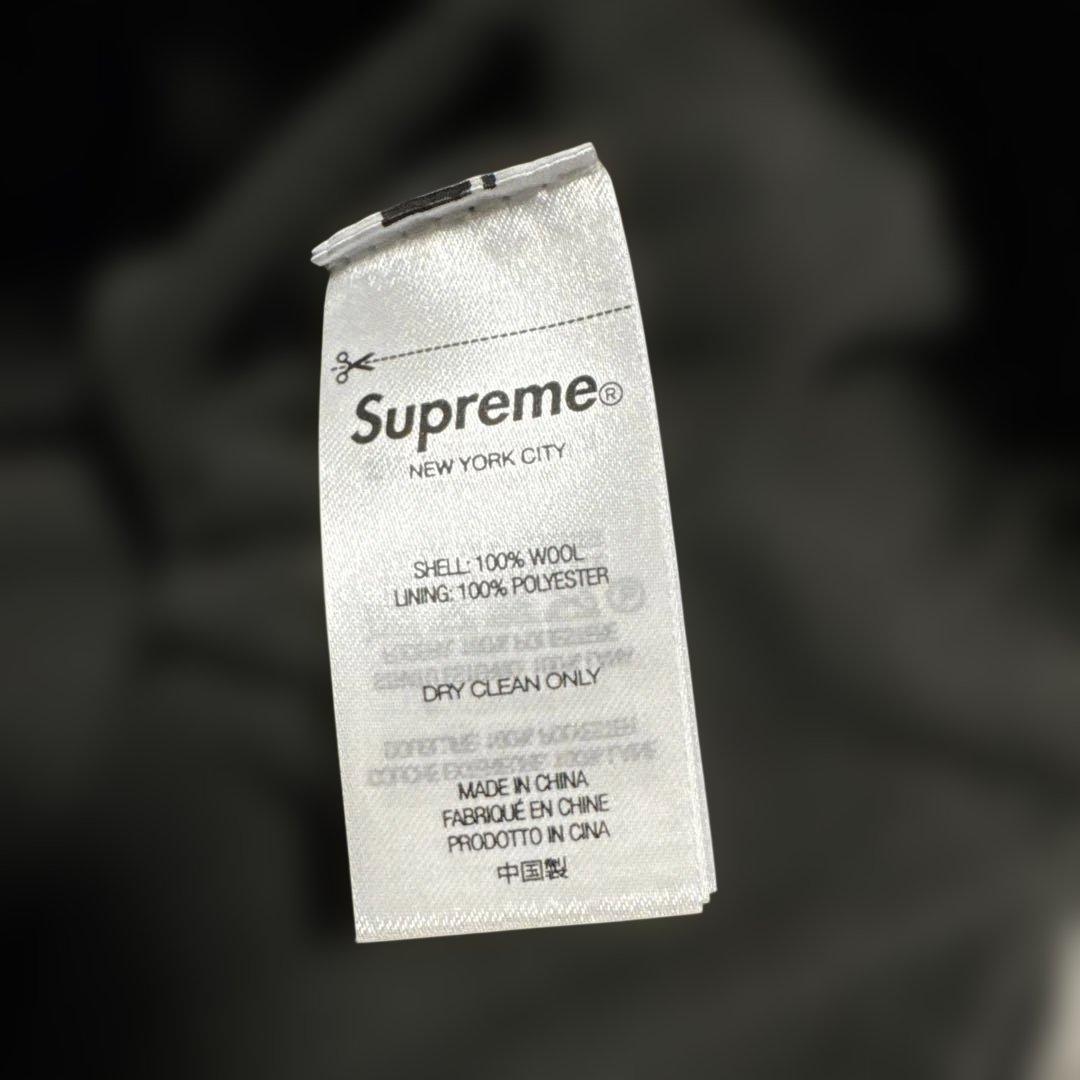 Supreme かぎ編みビーニー グレー/マルチカラー