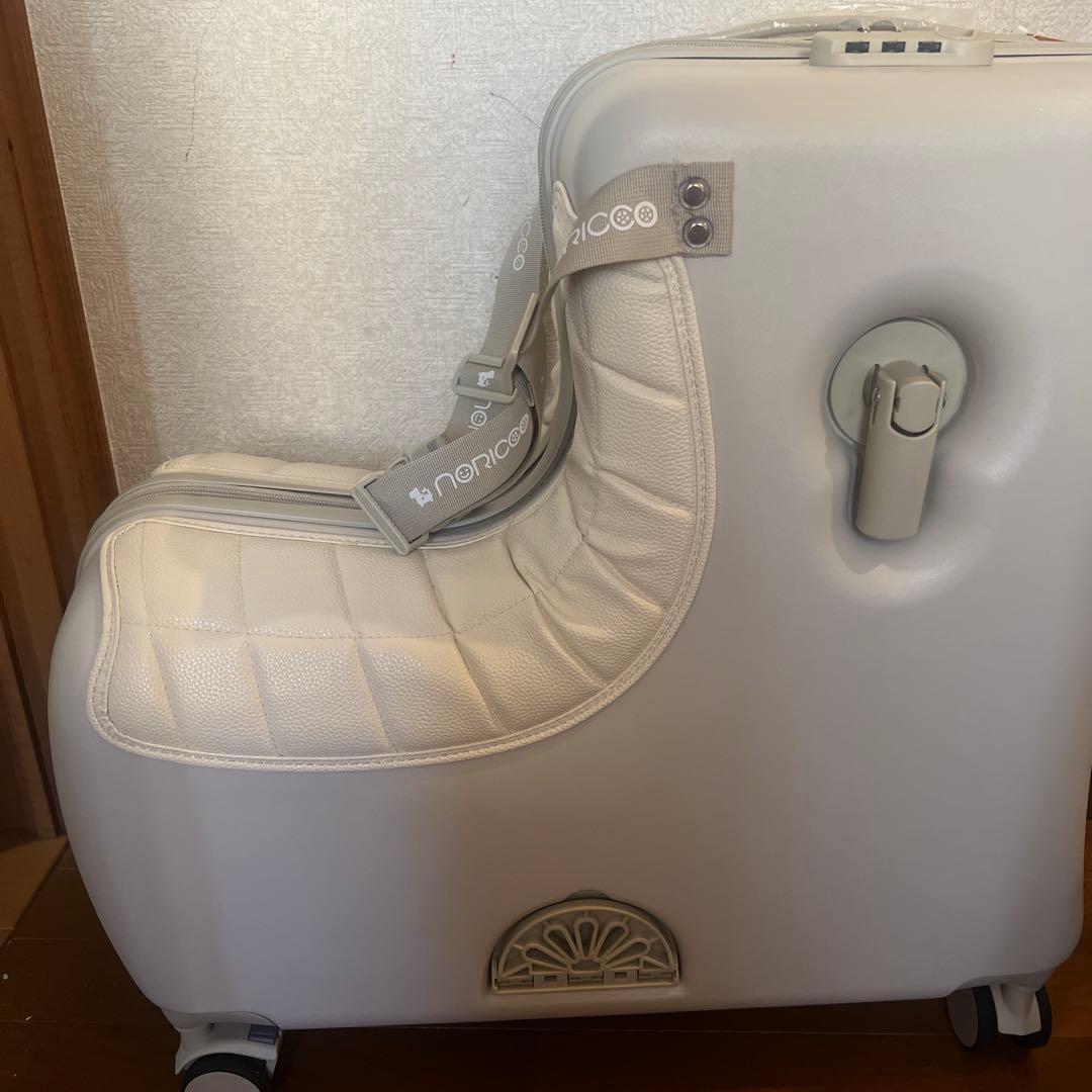 ノリッコ noricco パステルグレージュ 新品未使用 キャリーバッグ