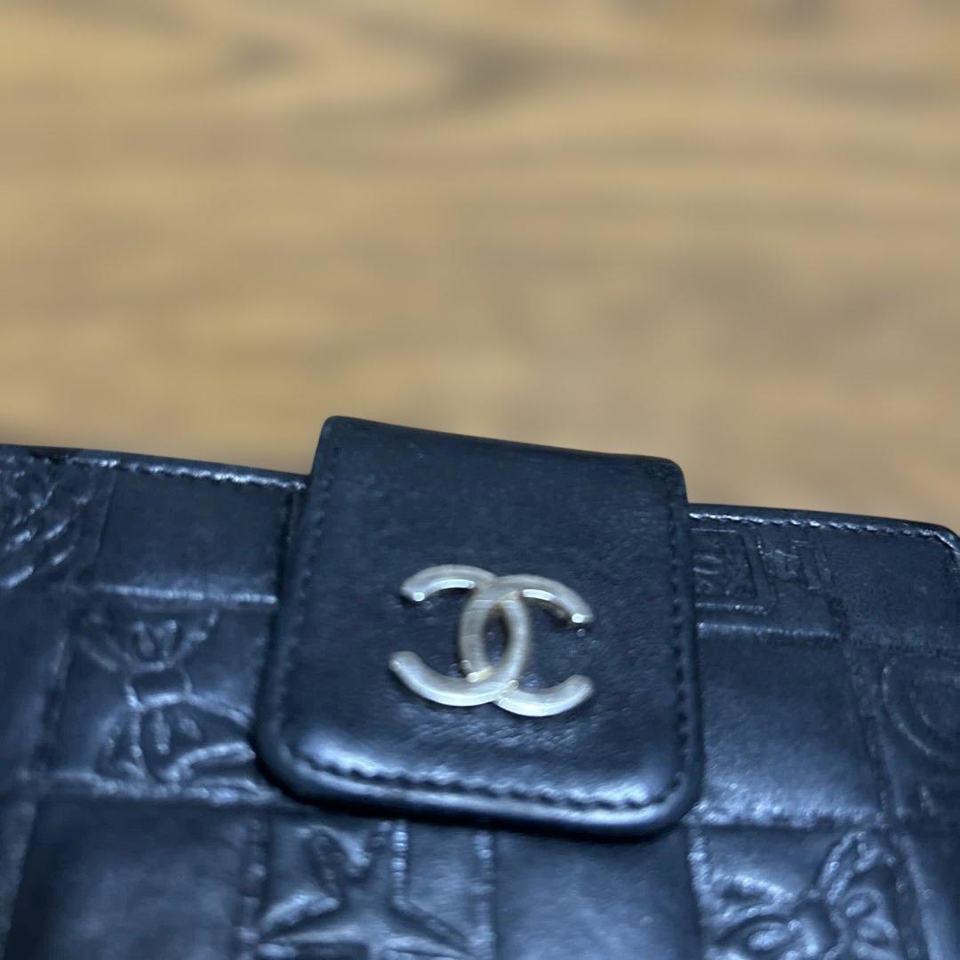 CHANEL 黒 レザー 二つ折り財布