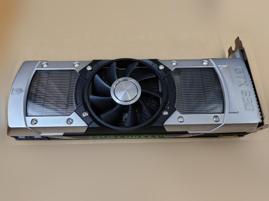 グラフィックボード・グラボ・ビデオカード NVIDIA GeForce GTX 690 4GB GDDR5