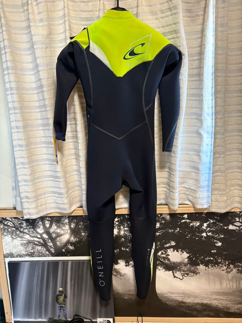 O'NEILL フルスーツ ブラック/ライム 新品タグ付き　未使用　3ミリ