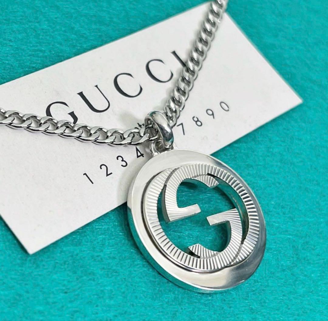 美品　GUCCI ギョーシェペンダント