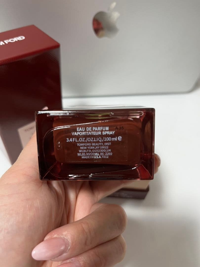 トムフォード　ロストチェリー　Eau de Parfum 100ml
