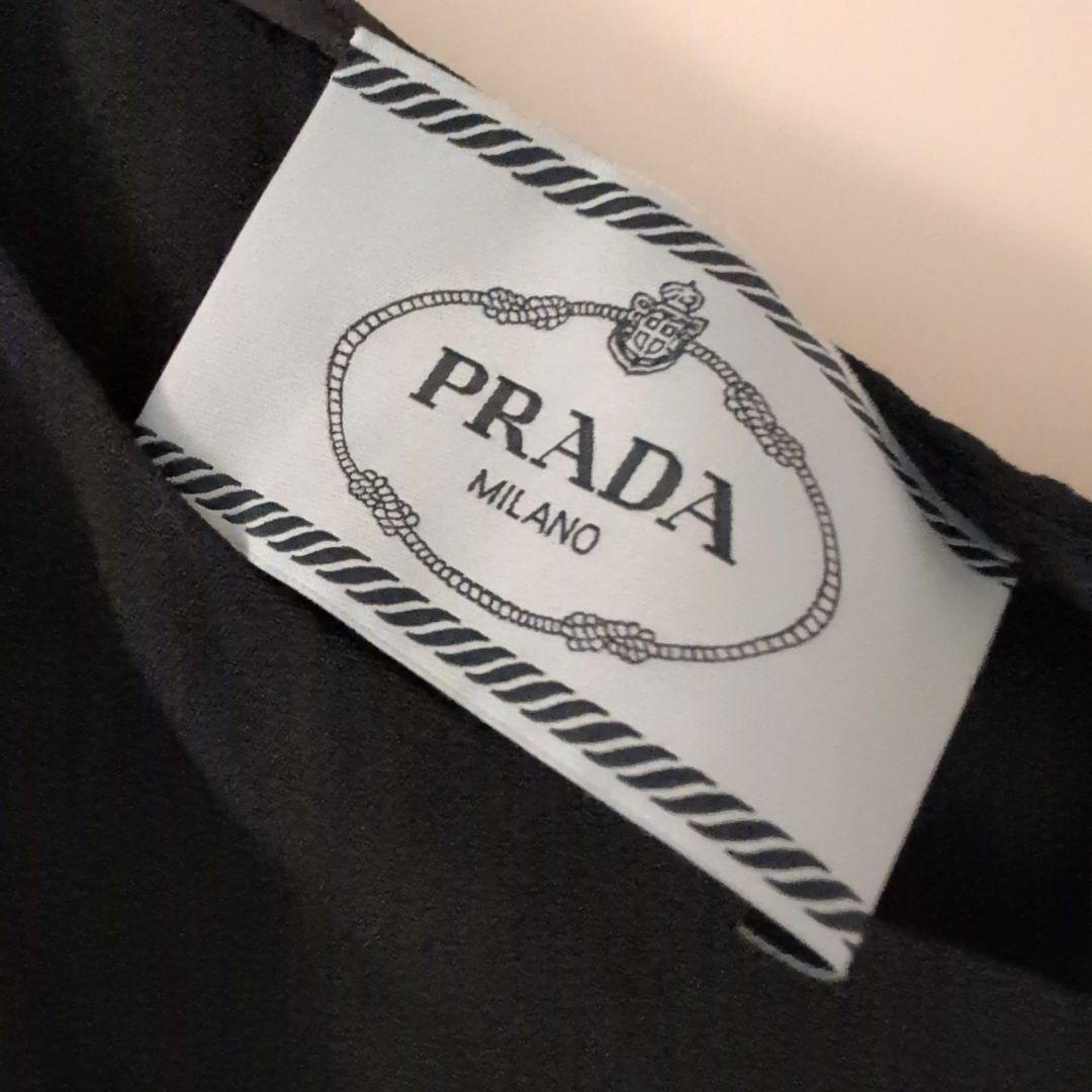 ざく【最終値下】PRADA ブラック 長袖 ひざ丈ワンピース 38