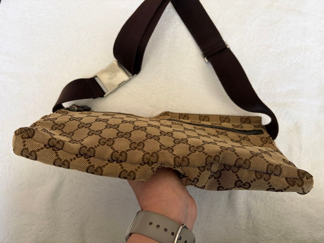 【美品】GUCCI グッチ ウエストポーチ GGキャンバス ボディバッグ