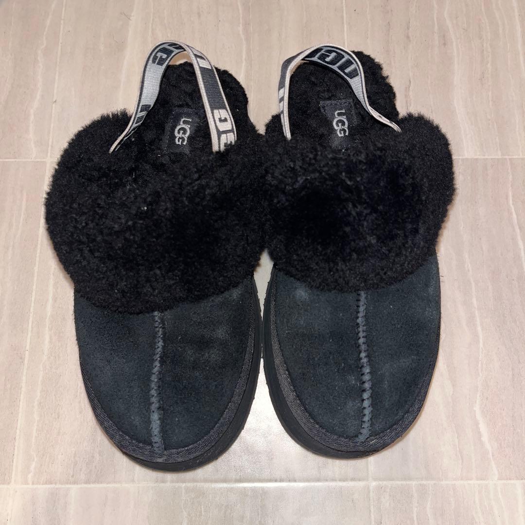 最終値下げ　美品 UGG ファンケット スリッポン サンダル 黒 23cm 厚底