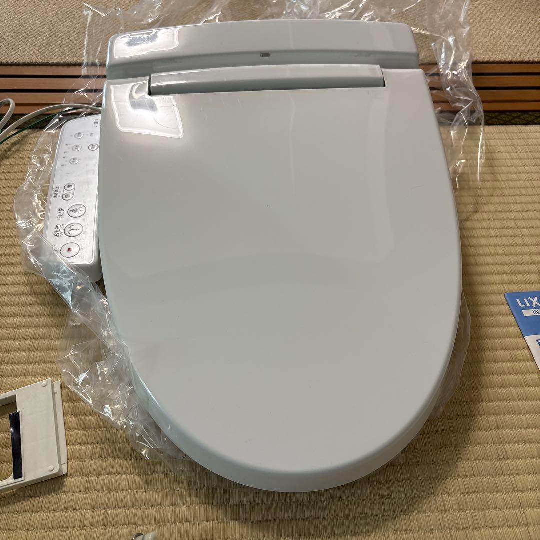 CW-H41 lixl シャワートイレ2015年製　ウォシュレット