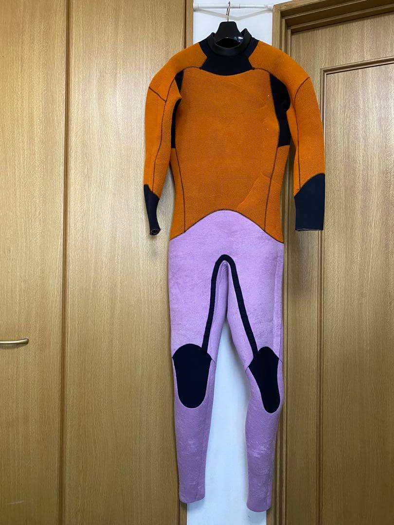 ★裏起毛で暖か‼︎【Rincon】メンズ用３ｍｍセミドライフルスーツ