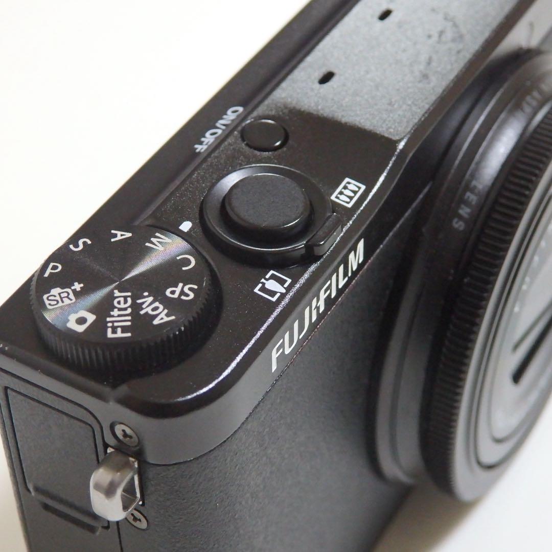 動作確認済　美品　Fujifilm XQ2 ブラック　フジフイルム