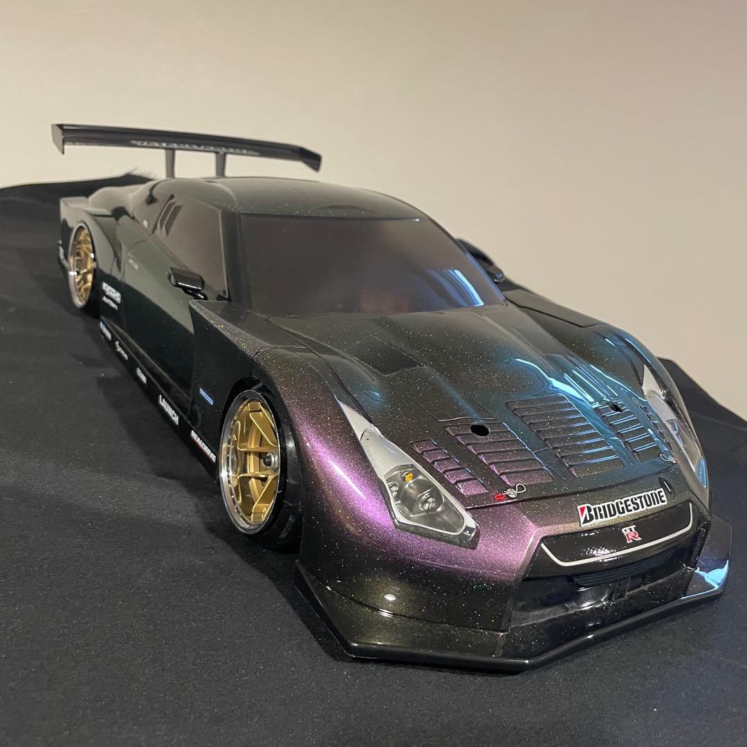 タミヤ　カルソニックスカイライン　GT-R 1/10 ラジコンボディー r35