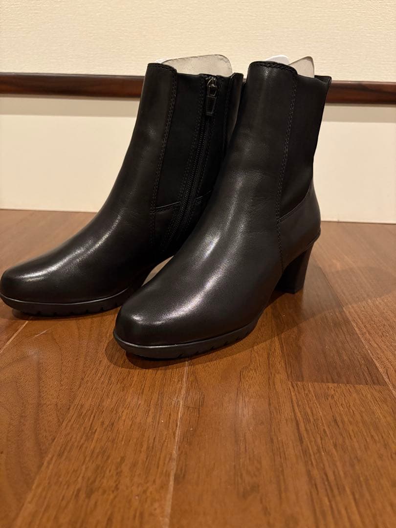 ⭐️新品・未使用⭐️fitfit⭐️フレックスヒールサイドゴアブーツ2 ⭐️黒23.5