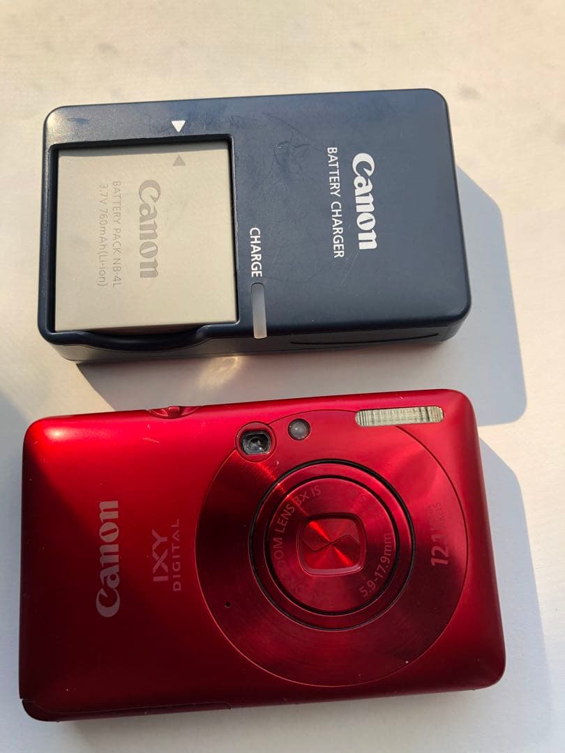 Canon IXY DIGITAL210レッドバッテリー充電器　バッテリー2個