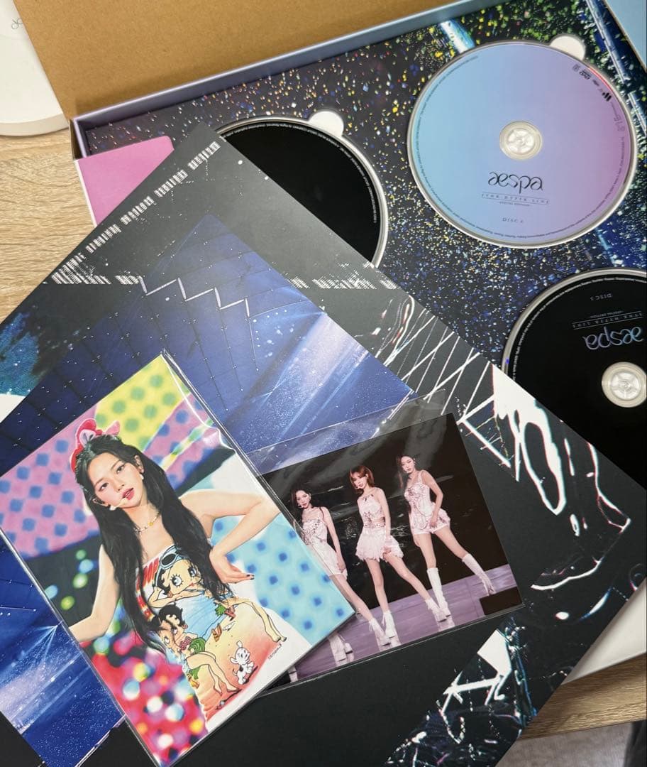 いーすaespa LIVE DVD
