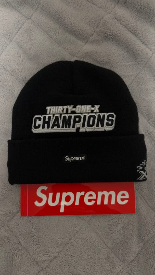 Supreme 25FW New Era Football Beanie 黒