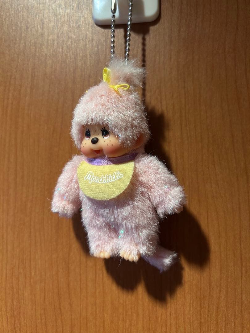 新品 モンチッチ ピンク ラメ キーホルダー　非売品　レア