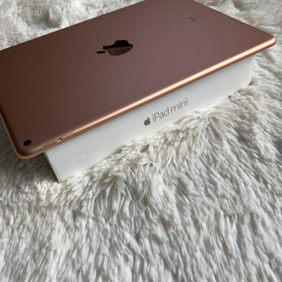 早い者勝ち】】iPad Air3 64GB 【すぐ発送】【付属品】【付属品】