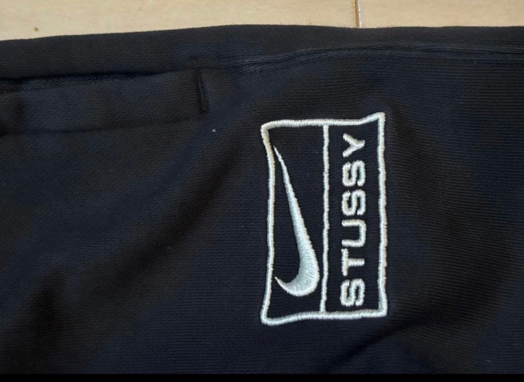 stussy nike スウェットパンツ　ブラック 黒