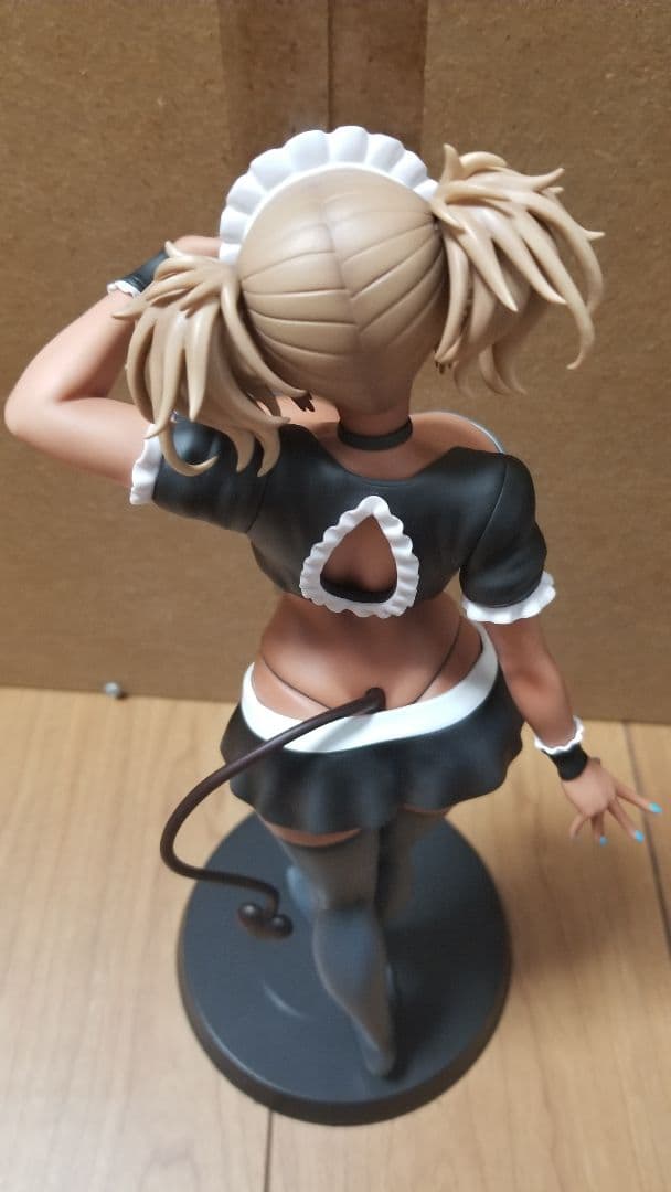 ア*ロ様 【セール】黒ギャルメイド淫魔 ここあ 1/6 フィギュア