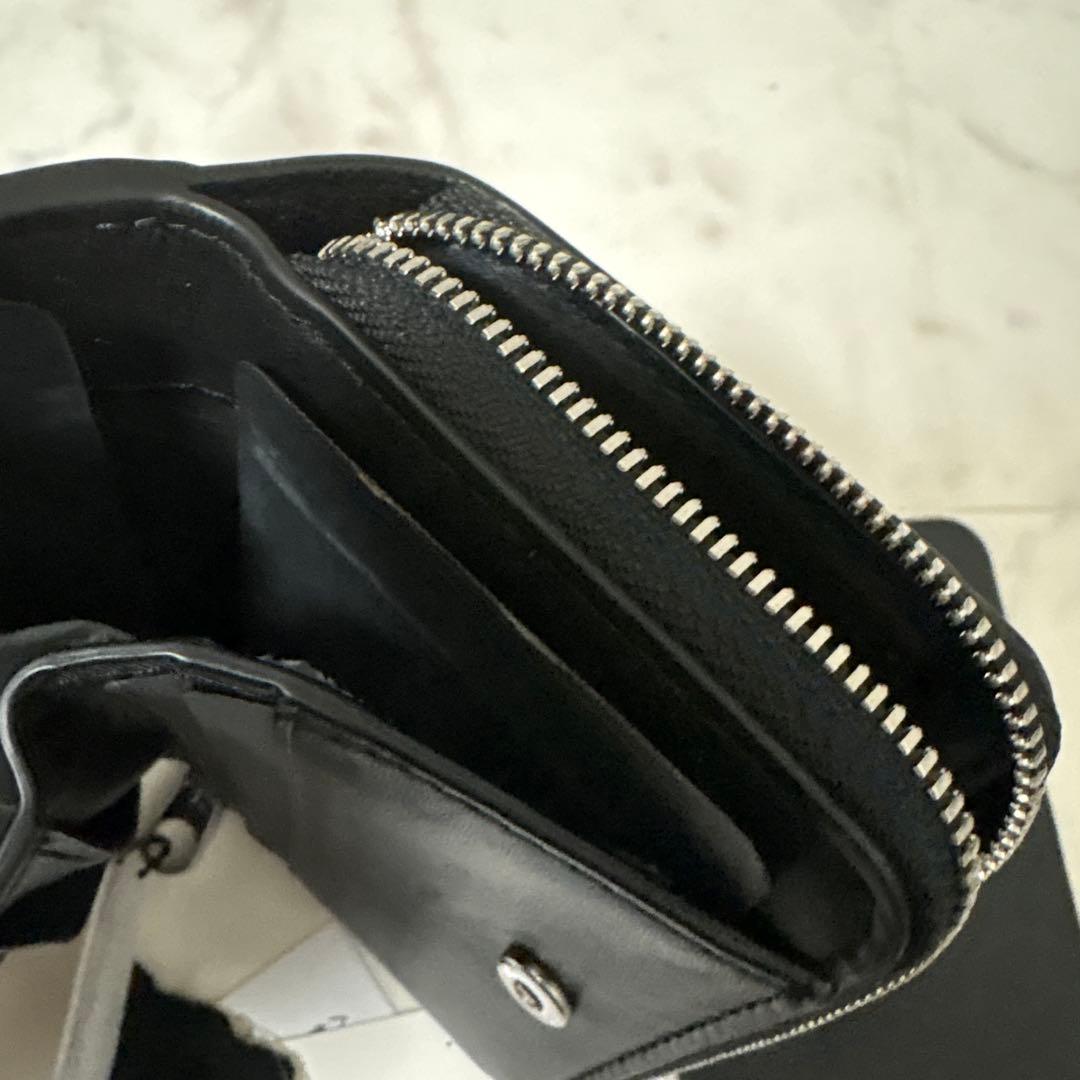 新品未使用品　カルバンクライン　二つ折り財布