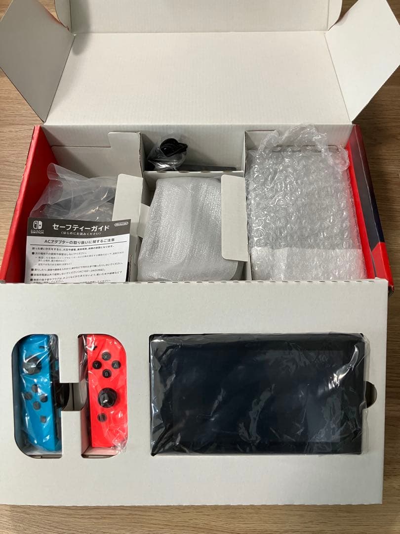 Nintendo Switch 本体 青/赤 Joy-Con 箱付き、付属品完備