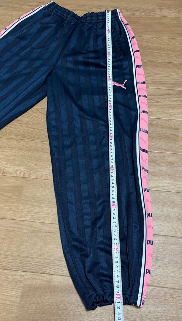土日お値引き❗️【美品】PUMA ジャージ上下セット ネイビー/ピンク