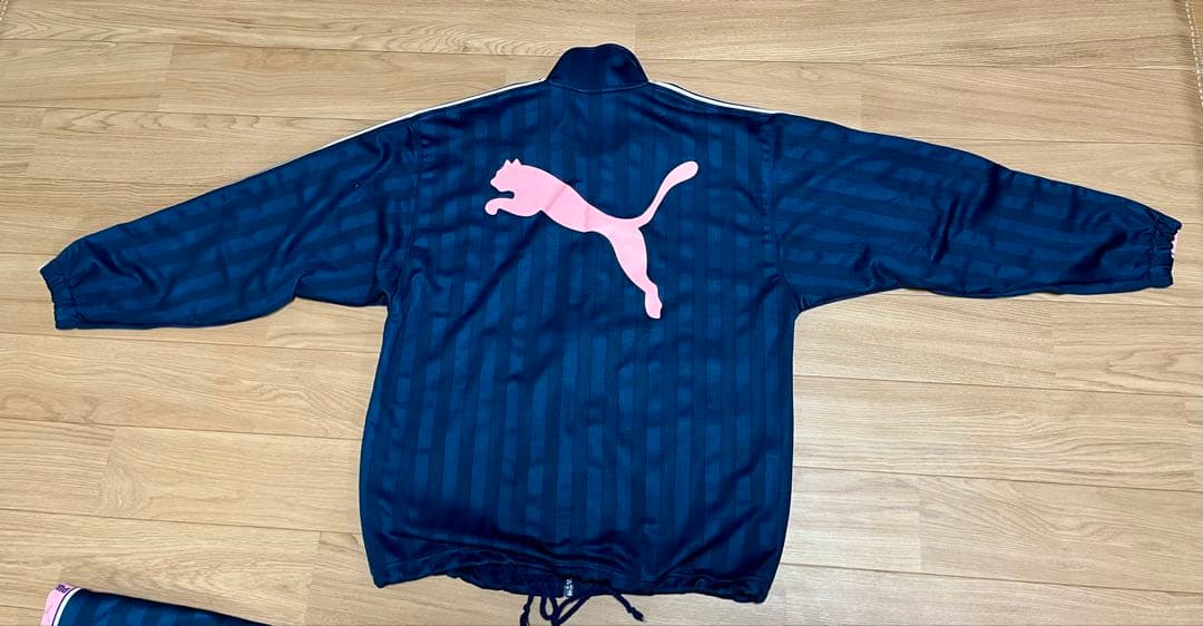 土日お値引き❗️【美品】PUMA ジャージ上下セット ネイビー/ピンク